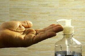 Gel destinado a aumentar el tamaño del pene masculino.